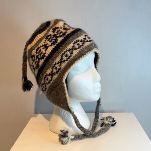 Nepalese handmade 100% wool earflap hat fleece lining grey,navy, cream